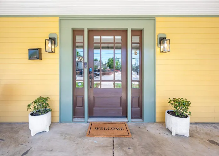 Chapel Hill Roots - Northside Historic Home