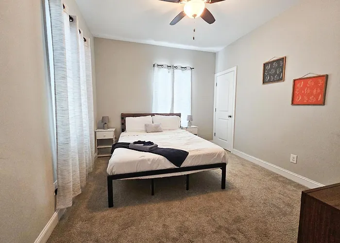 Fire Pit - 4 Min From Unc - 7 Min From Carrboro - Fast Wi-Fi